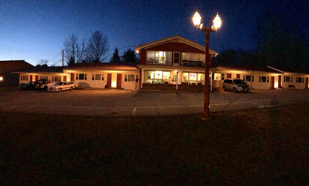 Spring Fountain Motel Bucksport Exterior foto